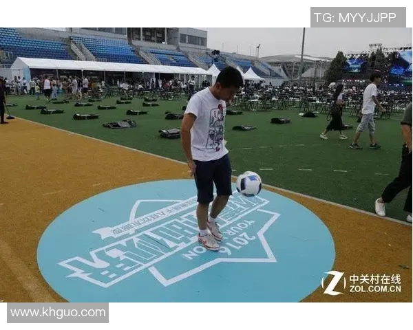 足球明星齐聚西安引发热潮球迷狂欢盛况空前 足球明星齐聚西安引发热潮球迷狂欢盛况空前